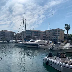 Appartement Confort Port De, Fréjus