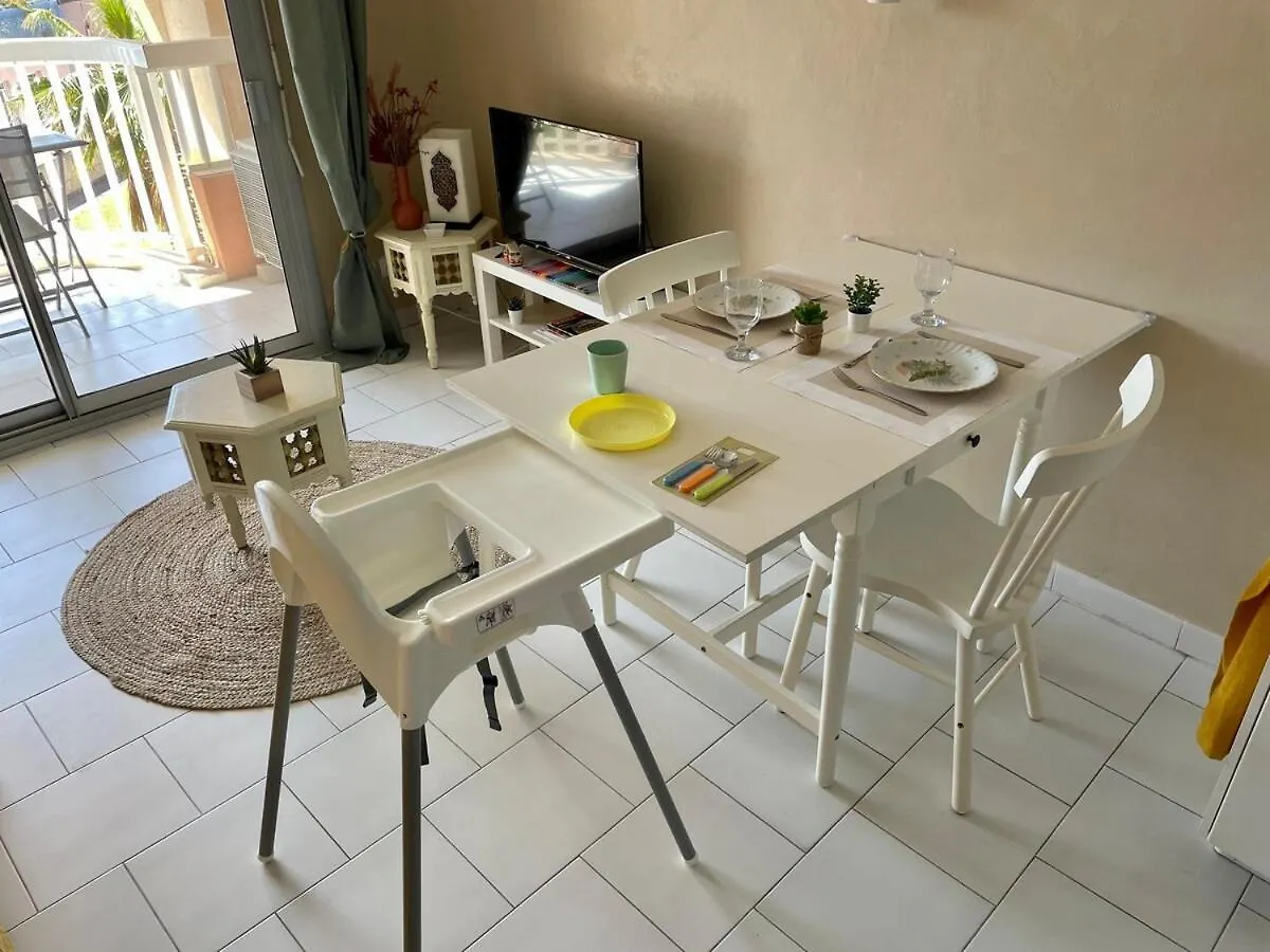 Appartement Frejus Direct Port Et Plage 0*,  France