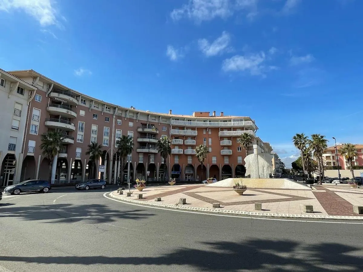 Appartement Frejus Direct Port Et Plage Apartment