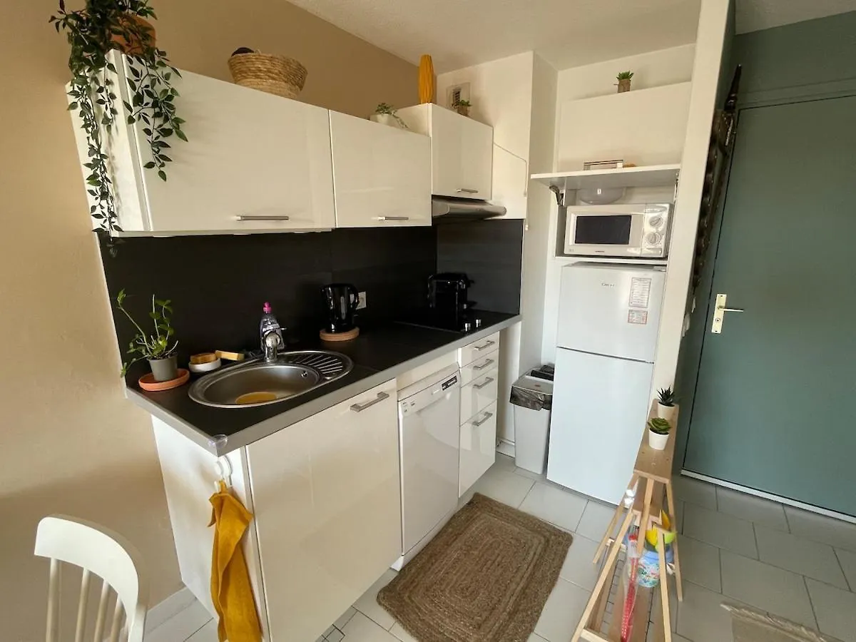Appartement Frejus Direct Port Et Plage Apartment